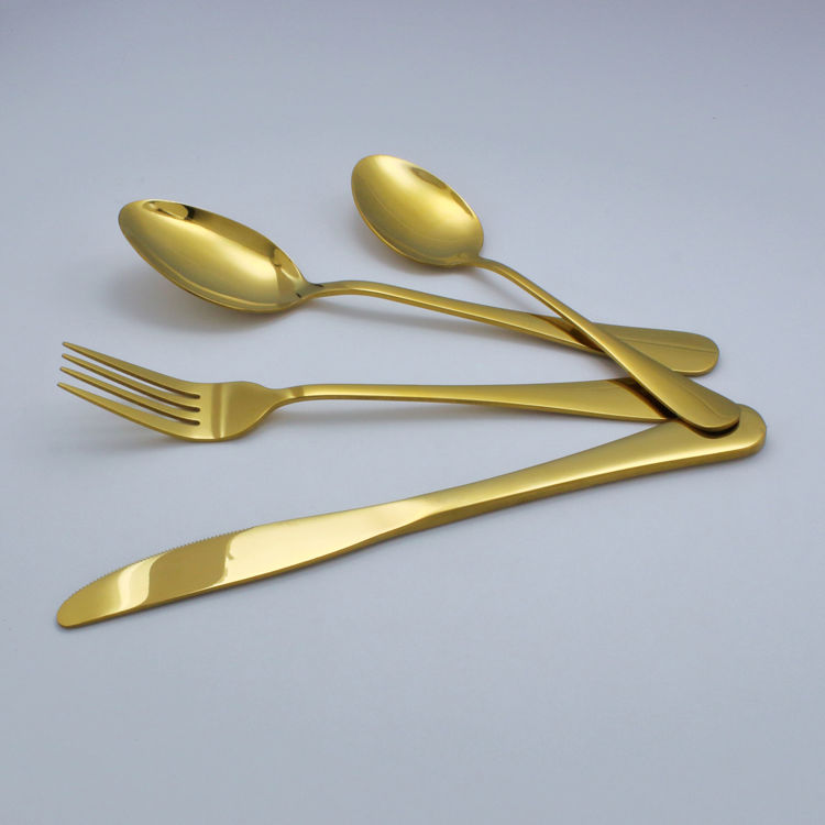 Reflective gold flatware - cutlery - stainless steel - set - spread
