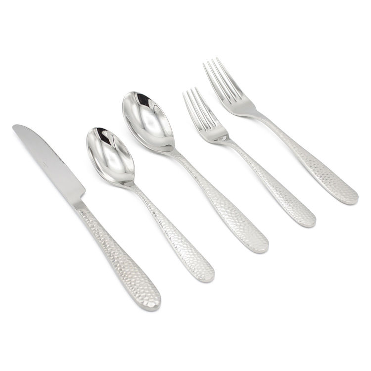 https://elyontableware.com/images/thumbs/0001577_elyon-carroll-hammered-20-piece-reflective-silver-flatware-set-stainless-steel-service-for-4_750.jpeg