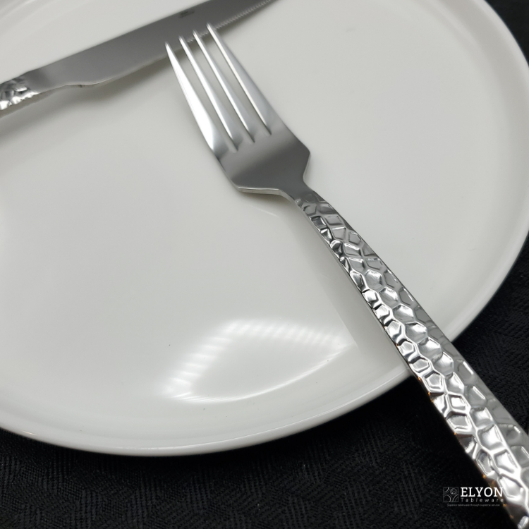 Elyon Hammered Reflective Silver 20-Piece Flatware Set, Stainless Steel, Service For 4	